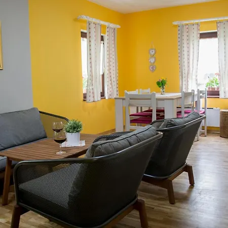 Hiska Ob Potoku * 多布尔纳